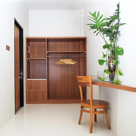 The Jumbo Homestay Kuta  Esterno foto